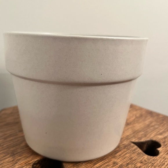 Vintage pot planter Blue Floral Design Ceramic Pot Blue and white - Picture 3 of 3